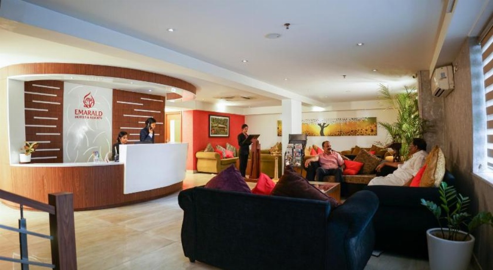 Emarald Hotel Calicut Main image